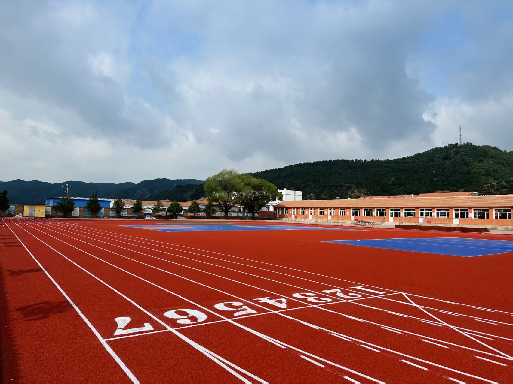 邢台市自结纹塑胶跑道幼儿园塑胶跑道 - 排名